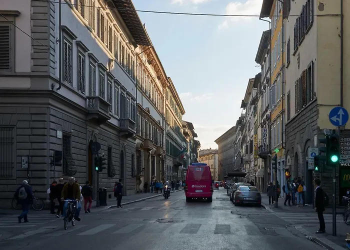 Cavour Mezzanine By 360rentals Firenze